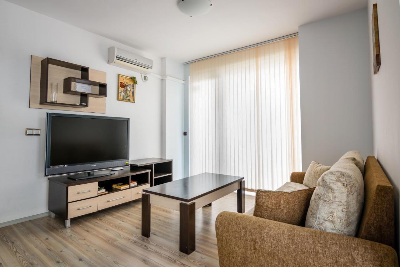 Cozy One-Bedroom Apartment In Night Breeze Burgaz Dış mekan fotoğraf