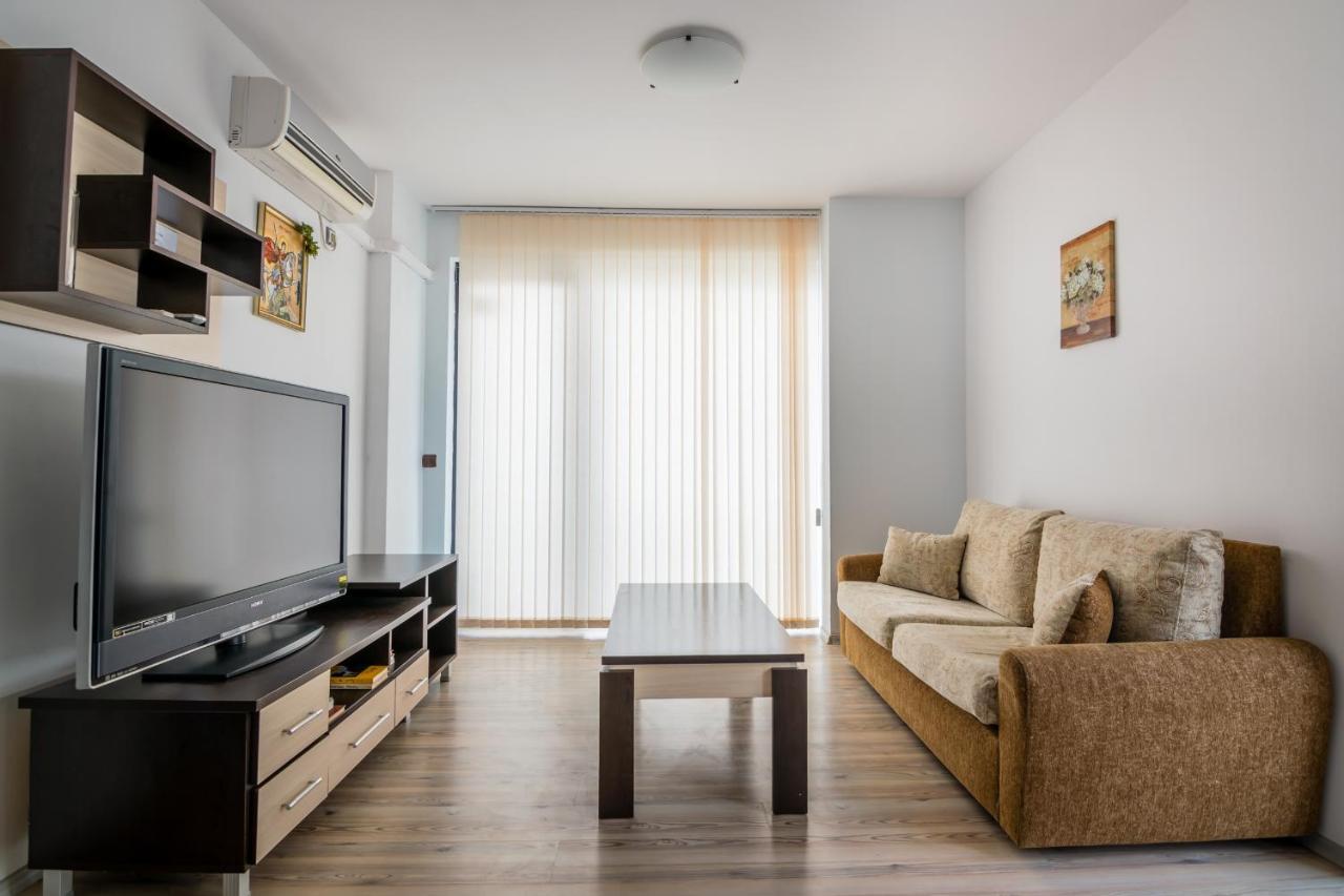 Cozy One-Bedroom Apartment In Night Breeze Burgaz Dış mekan fotoğraf
