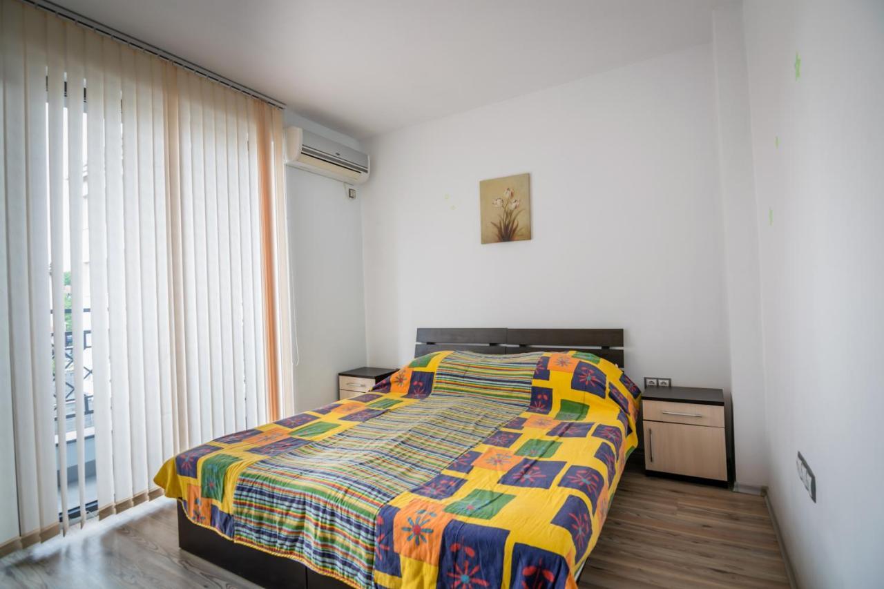 Cozy One-Bedroom Apartment In Night Breeze Burgaz Dış mekan fotoğraf